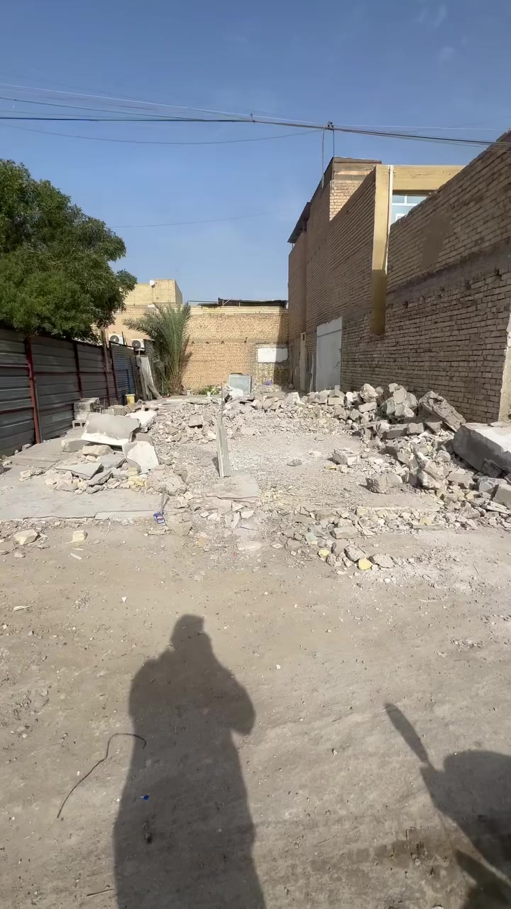 قطعه ارض مساحه١٥٠م واجه٧ ونص نزال ٢٠ منطقه ضباط شارع١٢ متر السعر ٤٥ بي مجال
***********

***********
