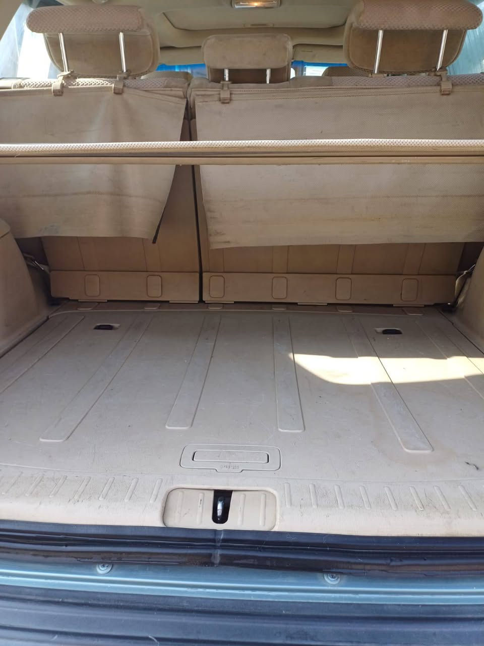 سلام عليكم(مكلف بل نشر) للبيع  توسان  2007
محرك  6 سلندر       2700 

كير محرك  تبريد  كله  مكفول
رقم  اربيل   قديم  

السعر 97  وبيه مجال  
مكان  حي الجهاد ( شقق حي السلام) 

للاتصال  ***********
