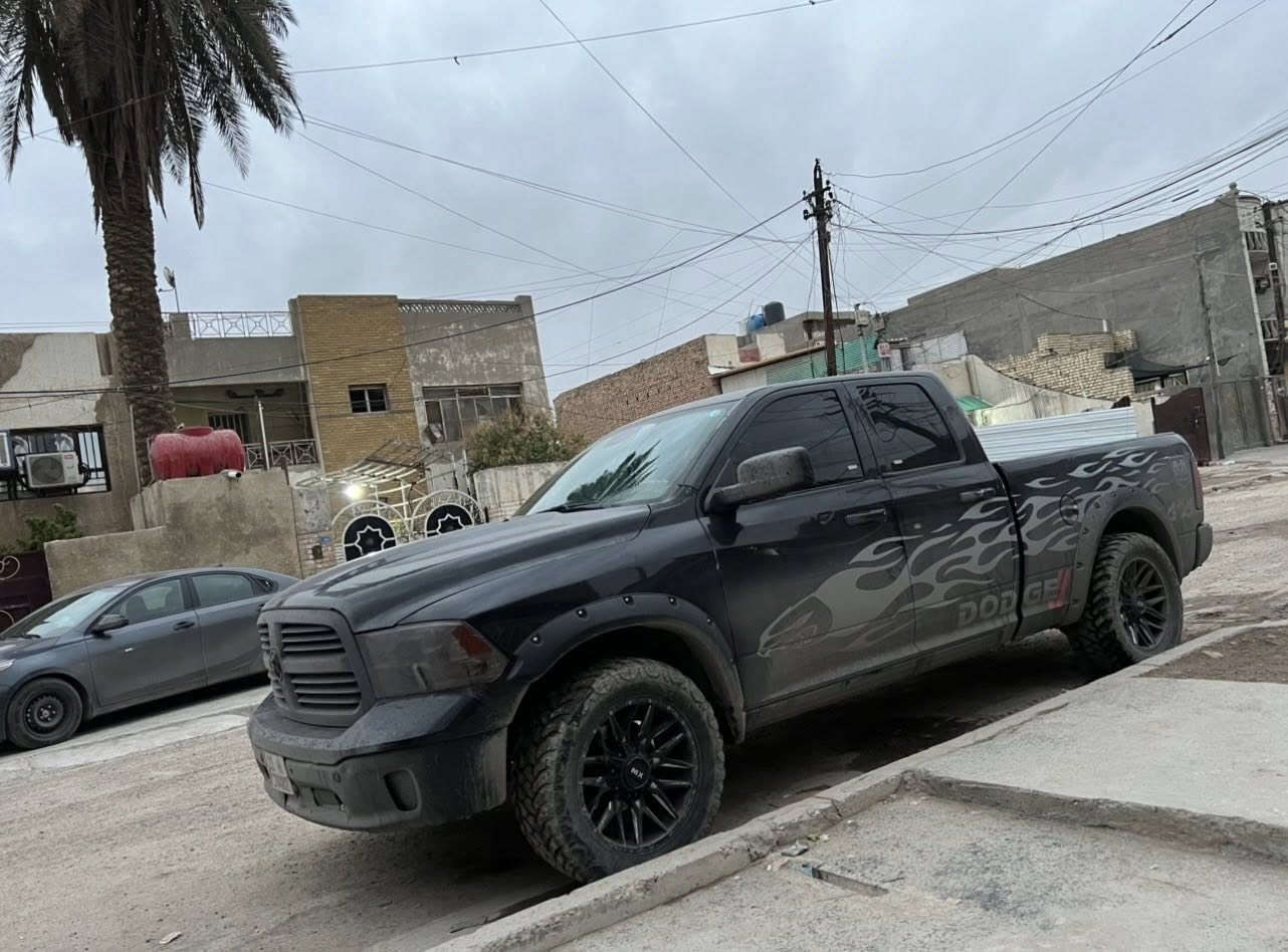 DODGE RAM 1500  Big Horin 2016 V8
الموديل: 2016.

رقم بغداد الجديد بأسمي هزة جديدة

محرك V8 5700 المرغوب

ماشية 75

________________________________

عليها كت ترفيع

وتايرات جبلية امريكية و ويالة اصلية كما مبين في الصور و عليها وايد بودي

________________________________ 

الحادث بسيط جداً طخطخة في جهة السائق والجاملغ الامامي بدون ايرباك فقط بردة بدون شواصي ولغود  

السيارة كاملة مكملة بدون اي نقوصات

مكان السيارة بغداد

للبيع او المراوس

للأستفسار

+964 773 001 5952


**إذا كنت صاحب هذا الإعلان وتريد حذفه لأي سبب، رجاءا أرسل رسالة إلى الدعم الفني**