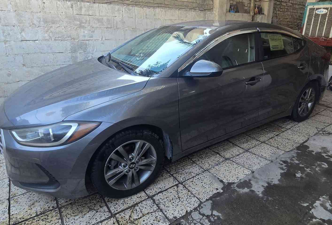 السلام عليكم سياره النترا موديل 2018 وارد امريكي محرك 2000 ضربتها كاملغ الايمن والباباوبالعراق بيه ضربه باب الجنطه ماشيه سياره 144 بس محرك مبدل او رقم اربيل والسياره باسمي وعارضها 125 عنوان بغداد وهذا رقم تليفوني
*********** بغداد الحريه
