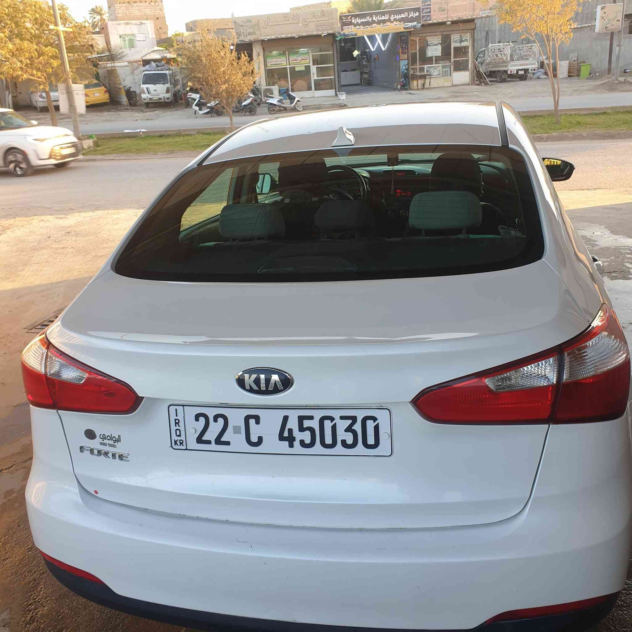 سلام عليكم كيا فورتي موديل ٢٠١٦ وارد امريكي رقم اربيل دولي ب اسمي السيارة تريد مداور او وكالة سيارة داخلة كلين هنا ب عراق بس دور مال جاملغ خلفي بي شوية صبغ وباقي كفالة سيارة جاهزة اي نقص مابيه 
مكان سيارة حلة
 رقم *********** اتصل وبخدمتك اني

