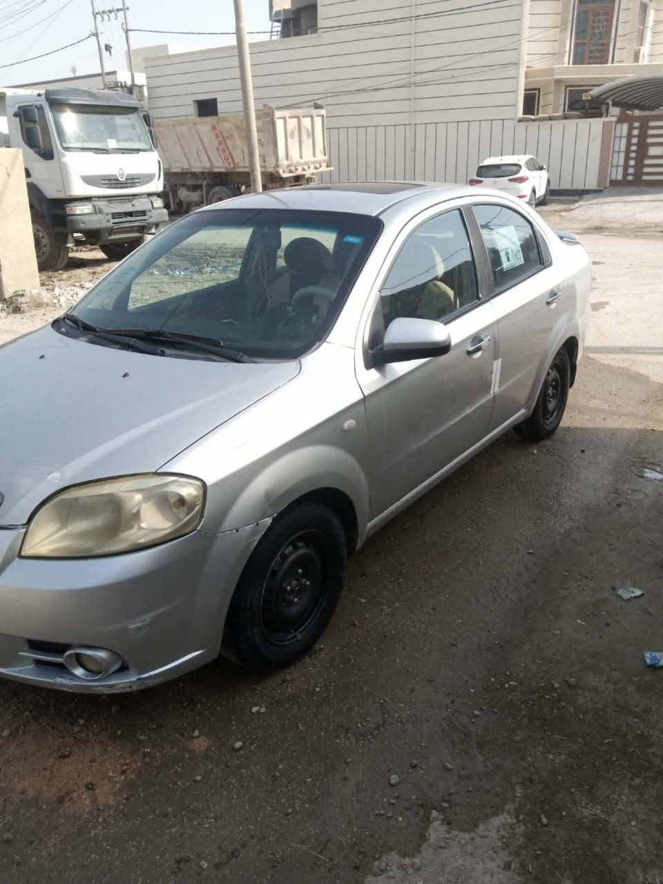 سلام عليكم افيو للبيع موديل 2008 بيهه حزام صبغ و ضربه خفيفه يم قبق البانزين الباقي مفكول محرك خير من الله سعر 58 وبيهه مجال شي بسيط حك جيه ***********
