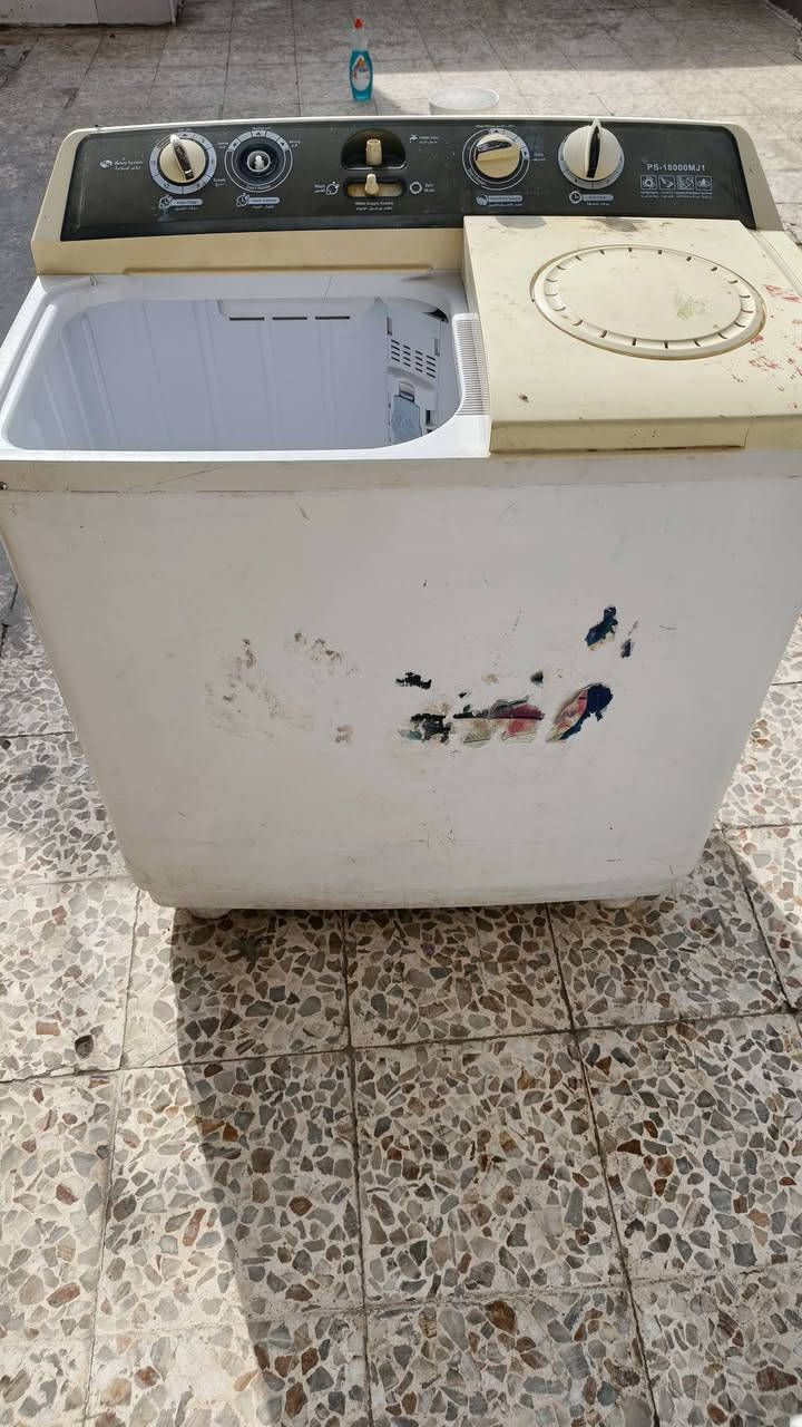 غسالات للبيع نضيفات شرط الشغل ولضمان مكاني الطوبه ولنخيله ***********
***********
