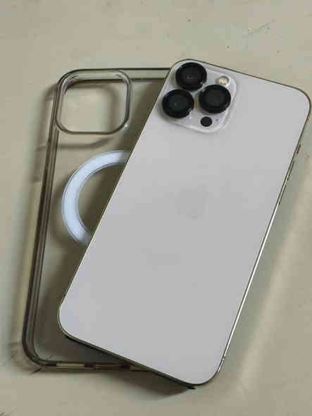 سلام عليكم أيفون 13برو ماكس ذاكره واحد تيرا لون ذهبي البطاريه 92بس بيه حرك مال جداحه بل الشاشه ممأثر علي كلش 
كارتون وشاحنه وكيبل وياه 
موضح ب الصوره للتواصل خاص او ع الرقم *********** المكان قلعة الصالح السعر 750$
