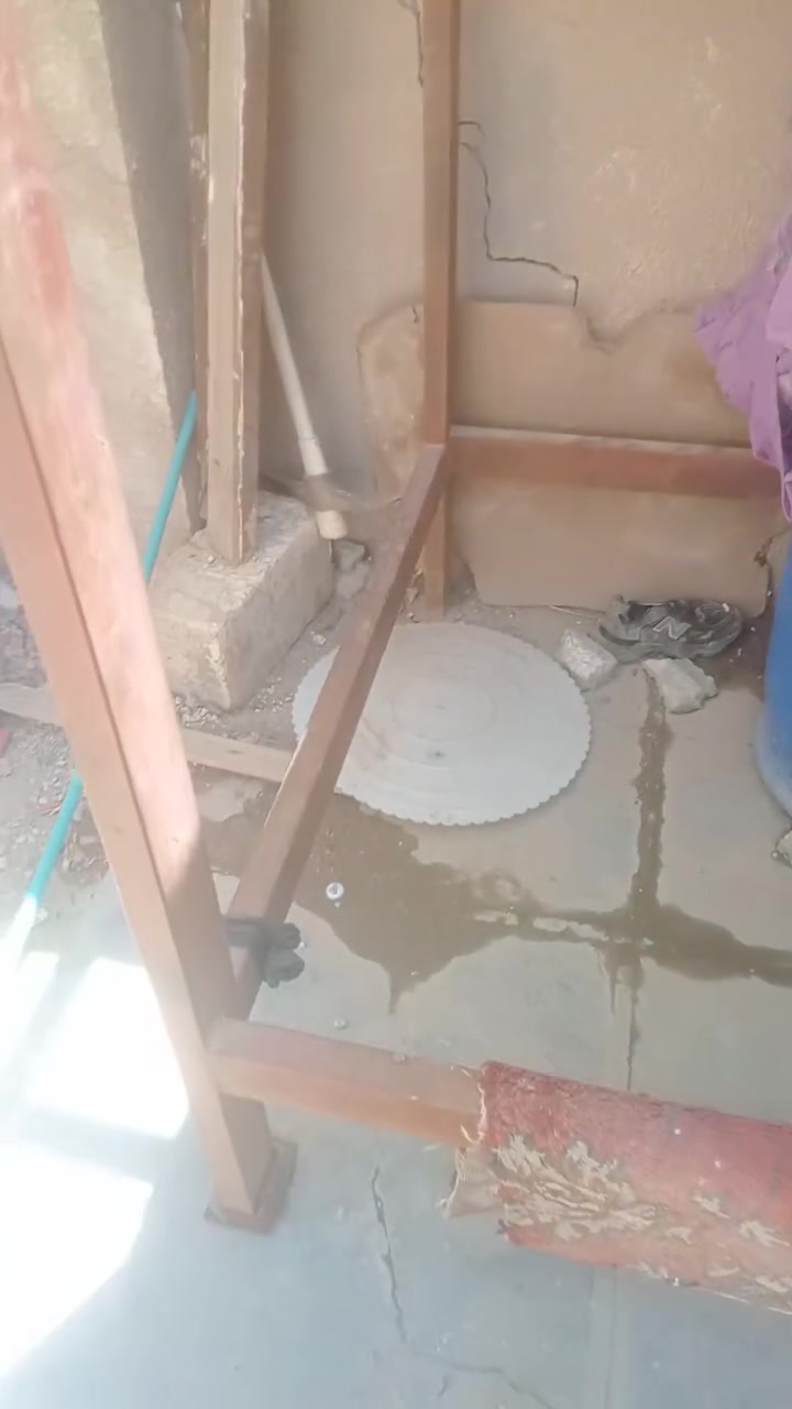 سلام عليكم ميز حديد درجه أوله الحيم قيم وأخذ السعر الي عجبني اكلك تعال يم ملعب كربلا القديم+العرض ١٢٥ الطول ١٥٠


**إذا كنت صاحب هذا الإعلان وتريد حذفه لأي سبب، رجاءا أرسل رسالة إلى الدعم الفني**