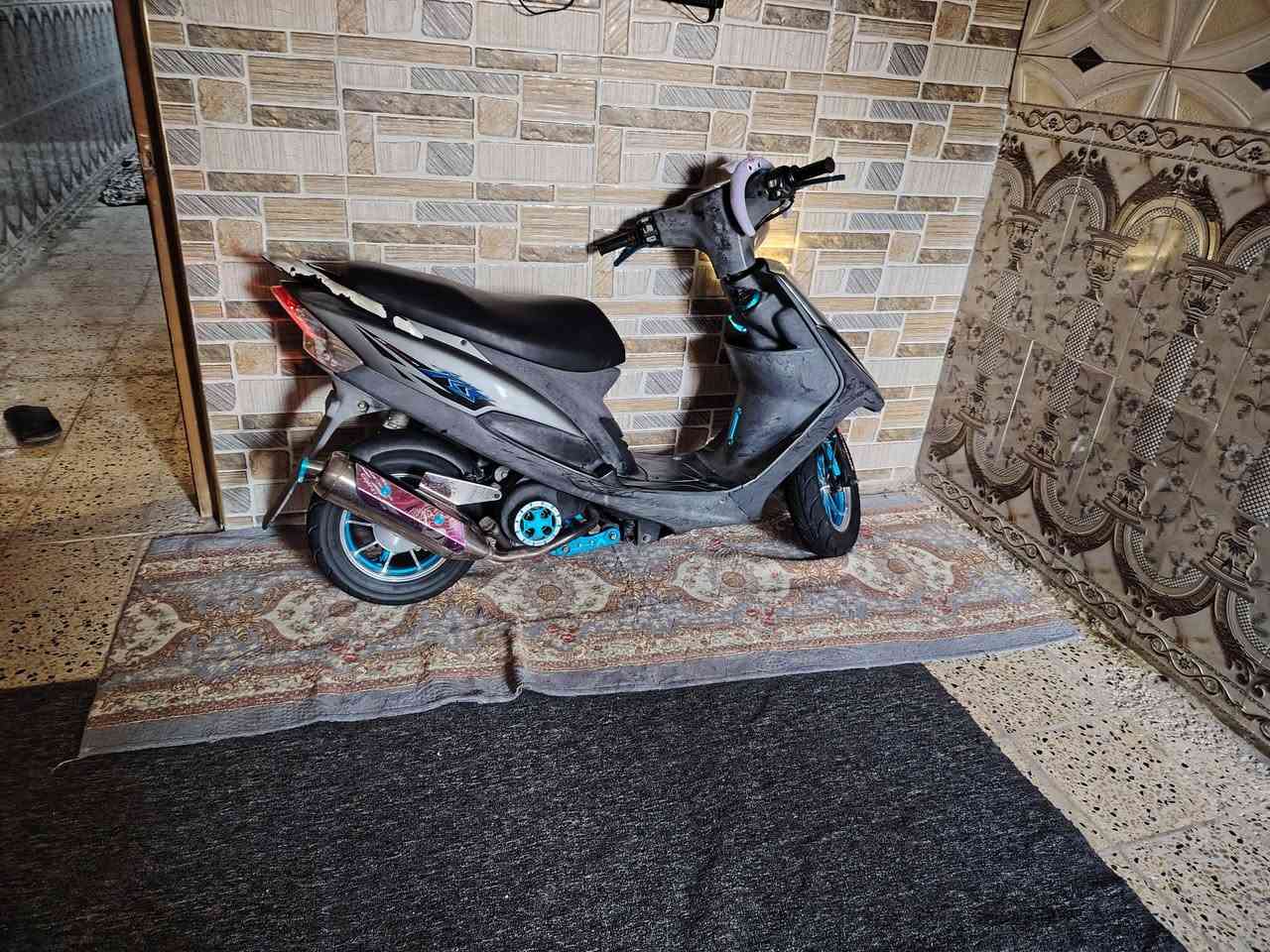 سلام عليكم شباب هاي دراجه جبته من الرنبه و زودته و ما طلعت بيه اريد ابيحه صر عدي ضرف دراجه الكور املح الدراجه كله ملحه كدام عينك الدراجه متعوب عليهه ومصرف عليهه مكاني بغداد التاجي سبع البور *********** هاذ رقمي واريده بيه خير وتدلل بس الوتي لا تصير
