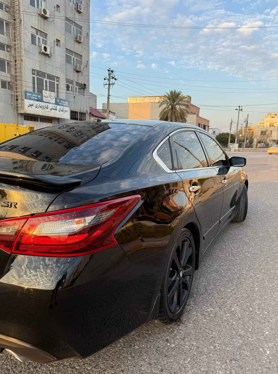 ئالتیما 2017✅
مواسفات SR ✳️
❇️مواسفات : شاشە و کامیرە و ٣ گێر و گێر لە سوکان و سوکان ڤۆلیوم و کوشین کارەبایی و تحدیت سورعە و ویل ١٨ 
بیلاد رەش …هتد
‏🔴76000mil رۆشتیە 
🟢گێر و مەکینە و کارەبایی هەمووی بەشەرت کامل سێرڤسی بۆ کراوە
⚪️لێدراو : یەک چاملغی پێشی لای سایق سبوغە. 
🔵شوێن : هەولێر 

0750 223 78 02 🟤 أربيل, العراق
