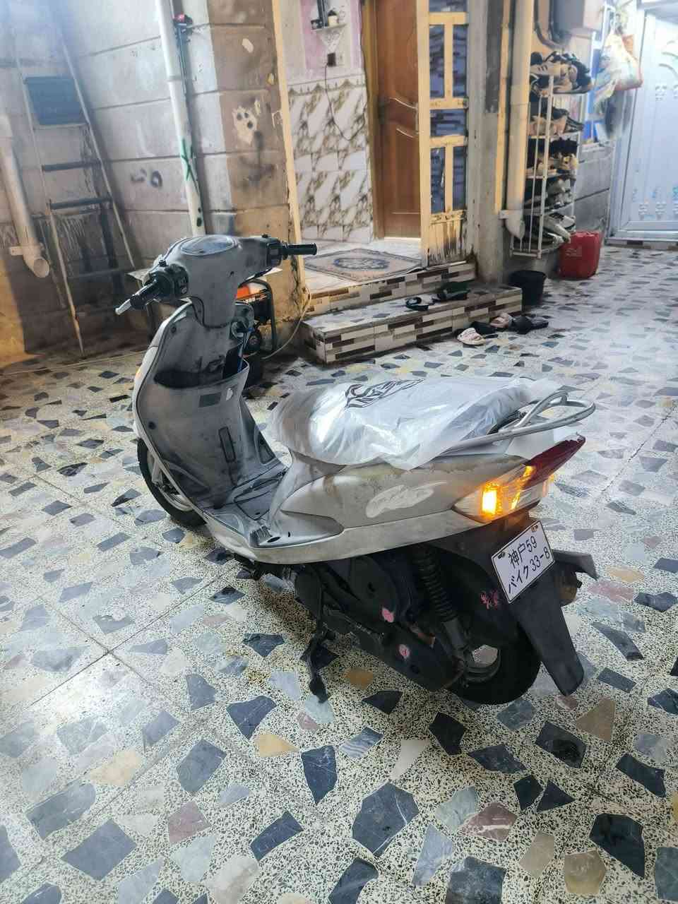 سلام وعليكم دراجه مال رمبه للبيع ساله شهرين من نازله من لرمبه ما مفتوح برغي بيه كفاله عامه اذا بيه شي واحد تجاري كفرات باله كهربايات كله شقاله دبل اشره بيه كتف مال اشاير مكان بصرة شارع القاد امن الداخلي لسعر (650)بيه مجال


**إذا كنت صاحب هذا الإعلان وتريد حذفه لأي سبب، رجاءا أرسل رسالة إلى الدعم الفني**