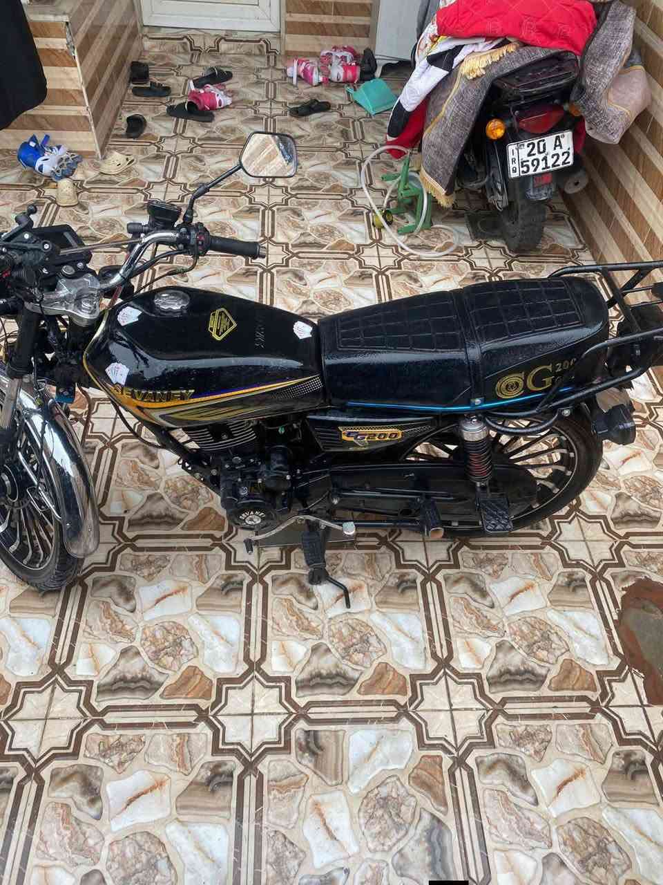 السلام عليكم ماطور للبيع مرقم كاتي نوع سيفان 2025سعر مليون و300
دراجه كد روحه وجيه ما طالعه هواي اخذتها زيرو من الشركة طلعتها
ماطور جاهز من كل النواحي ومابي اي عطل
كله جديد للاستفسار 
/*********** / وبي واتساب***********
