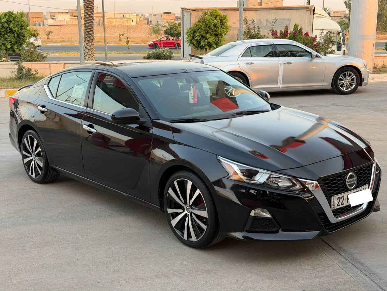 ‏NISSAN ALTIMA
موديل 2020 لون اسود 
للبيع فقط بدون مراوس بدون اقساط 
حجم محرك (2500) 4 سلندر 
كير محرك شرط مامفتوح
رقم اربيل دولي هزه سنويه جديد 2028

مواصفات سياره 
 ويل كروم حجم 19 
لايت زينون 
تحكم ستيرن طرفين 
مثبت سرعه 
كوشن كهربائي 
شاشه جبيره car play 
تشغيل عند بعد 
بيبان صندوق بصمه 
هيده نيكل 
شاشه نص ديجتال 
وباقي مواصفات معروفه...
سياره صدر أمامي خلفي جديد كهربائيات كل شغال تبريد شغال تخم تايرات جديد 

صبغ :- (3 قطع ) بوند جاملغ وباب وباقي سياره مكفوله كفاله عامه 
رقم هاتف:.( *********** )
سعر...(126$) وبي مجال بسيط 

عنوان:.كركوك 📍 كركوك, العراق
