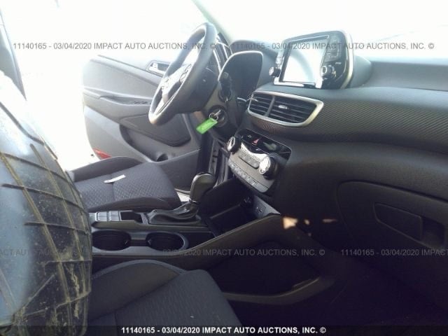 سلام عليكم توكسان موديل 2019 مواصفات اعتياديه شاشه حساس كامره لد نهاري صور الحادث مرفق صبغ 3قطع بدون دواخل مكينه 2400 عنواني بغداد الجكوك السعر 142& وبيها مجال ***********