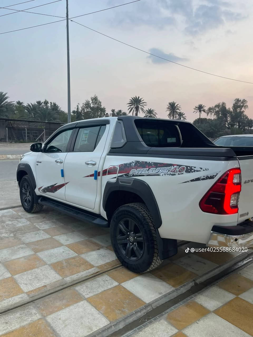 للبيع هايلوكس 2022  6سلندرTRD  كفاله عامه تخم تاير جديد ماشيه 105سيارة على وضع الشركه 
مكان بابل 
***********
