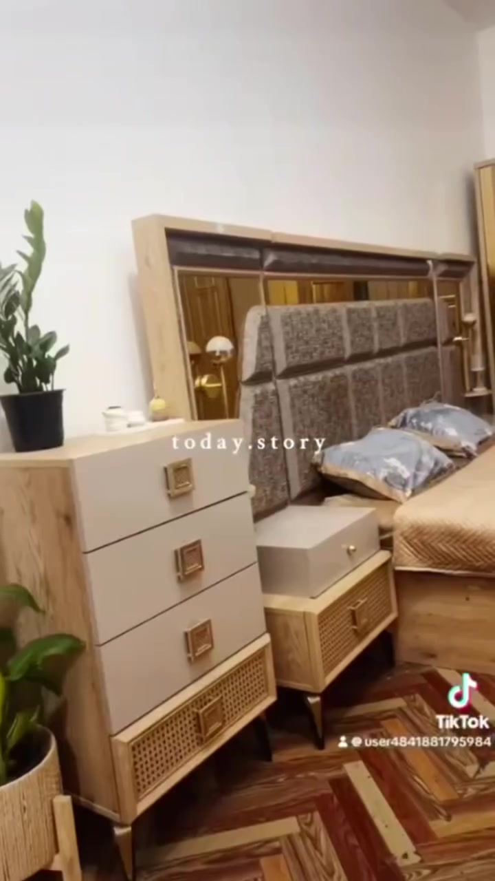السلام عليكم
غرفه تركيه استخدام قليل للبيع 
نضافه 95 /100
المكان ذي قار الرفاعي
تفاصيل اكثر واتسال 
***********
