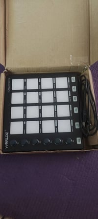 ملحقات إلكترونية • إلكترونيات