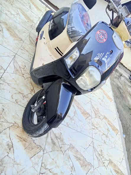 السلام عليكم 
ماكس بوليسي بوشه 50 بلاد مامفتوحه حاويه مختمه ختم واحد كفراته البلاد موجودة سلف هندر كهربائيات كلها شغاله مكينه ناعمه تخبل السعر 900
الاسكان الصناعي ***********
