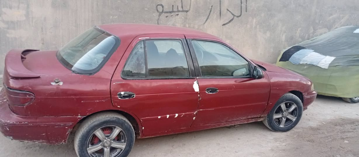 سلام عليكم
موديل ٩٣
صاحبها يريد تحويل 
سياره خير من الله وين ماريد اطلع 
فقط مكينتها تعبانه 
للبيع او مراوس 
***********
