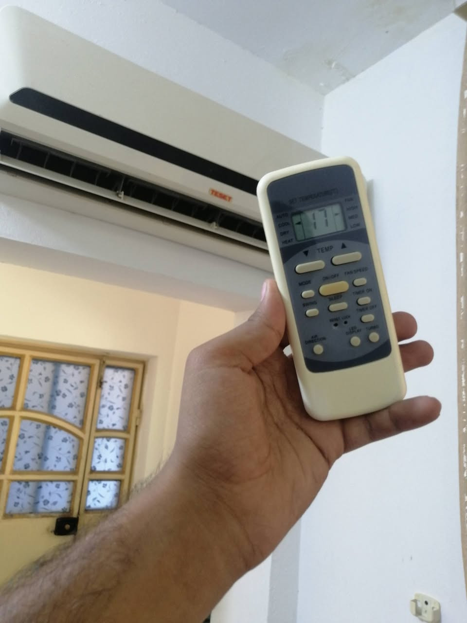 للبيع سبلت ماركة TESET بحالة ممتازة ❄️
الجهاز نظيف وشغال تمام وبدون أي نقص (تبريد صافي وعالي خلال 5 دقائق المكان يصبح بحالة انجماد

ماركه عالميه و مشهوره

مستخدم

السعر: 300 او بي مجال

العنوان. ديالى بعقوبه التحرير خلف الحسينيه

للإستفسار الاتصال على الرقم ⬇️

                            ***********
