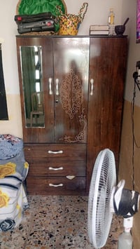 خزانة • مستعمله • نضافة ١٠٠/١٠٠