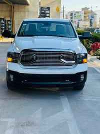 رام 1500 كلاسك • ڤي8 ٥٧٠٠ • ٢٠٢٣