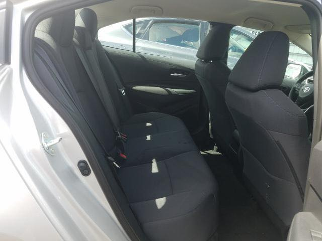 السلام عليكم 

سيارة للبيع 
صنع امريكي
محرك 1800
صنع سنة2020
سعرها 133ورقة
مكاني الشعب 
للتواصل ع الواتساب
***********
( السيارة صاير بيها حادث بسيط من چانت عند مالكها بأمريكا
اي خلل او حادث مني ممسوي)
