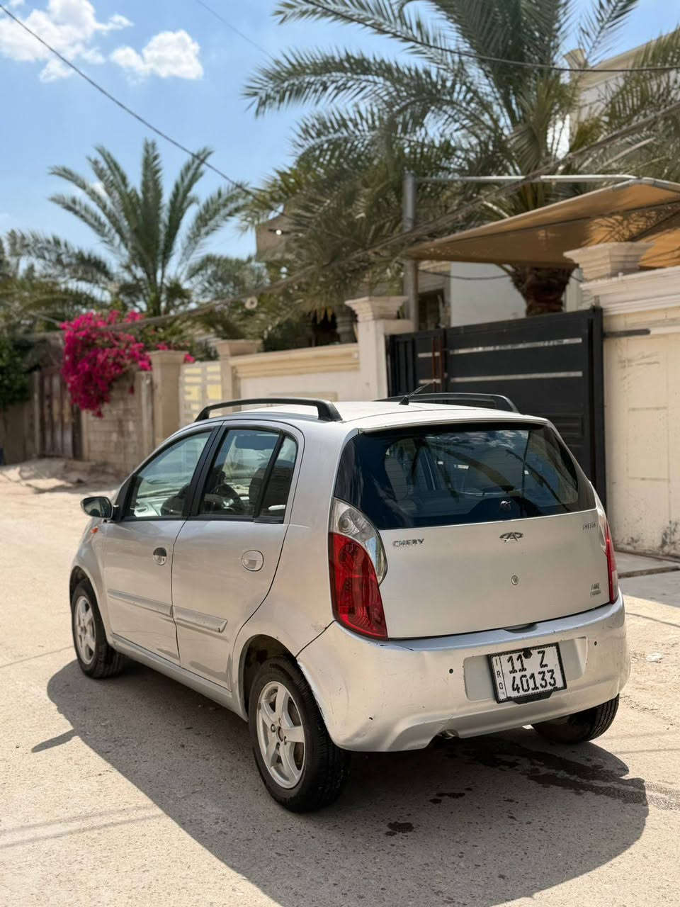 رب موديل ٢٠١٣ سنوية باسمي محرك كير صدر تبريد كهربائيات كلهة شغالة تخم تاير جديد شاشة اندرويد ومضمونة العنوان بغداد قرب جزيرة بغداد السياحية او تقاطع المستنصرية حسب التواجد السعر ٣٥$ ***********
