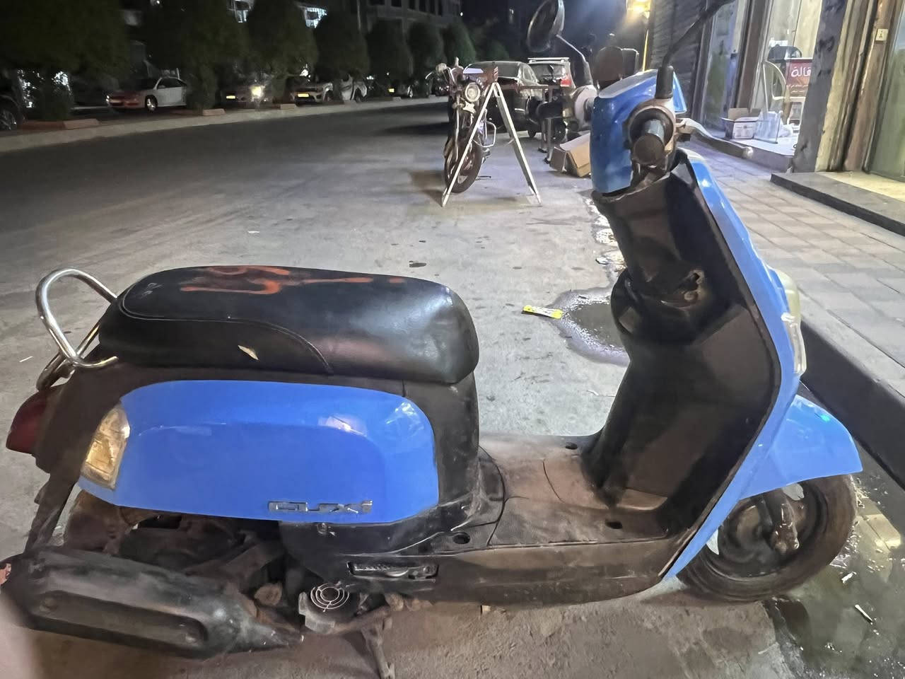 دراجة صارلها شهرين من نازله من رمبة
بوليس لبيع دراجه خير من الله شلعه ومعدل فول لبيع سعر 850  وبيه مجال لشراي عنوان ديالى بعقوبة 

نوزل  ؟هذا رقمي ‭٠٧٧٢ ٤٨٥ ٨٩٦٨‬
