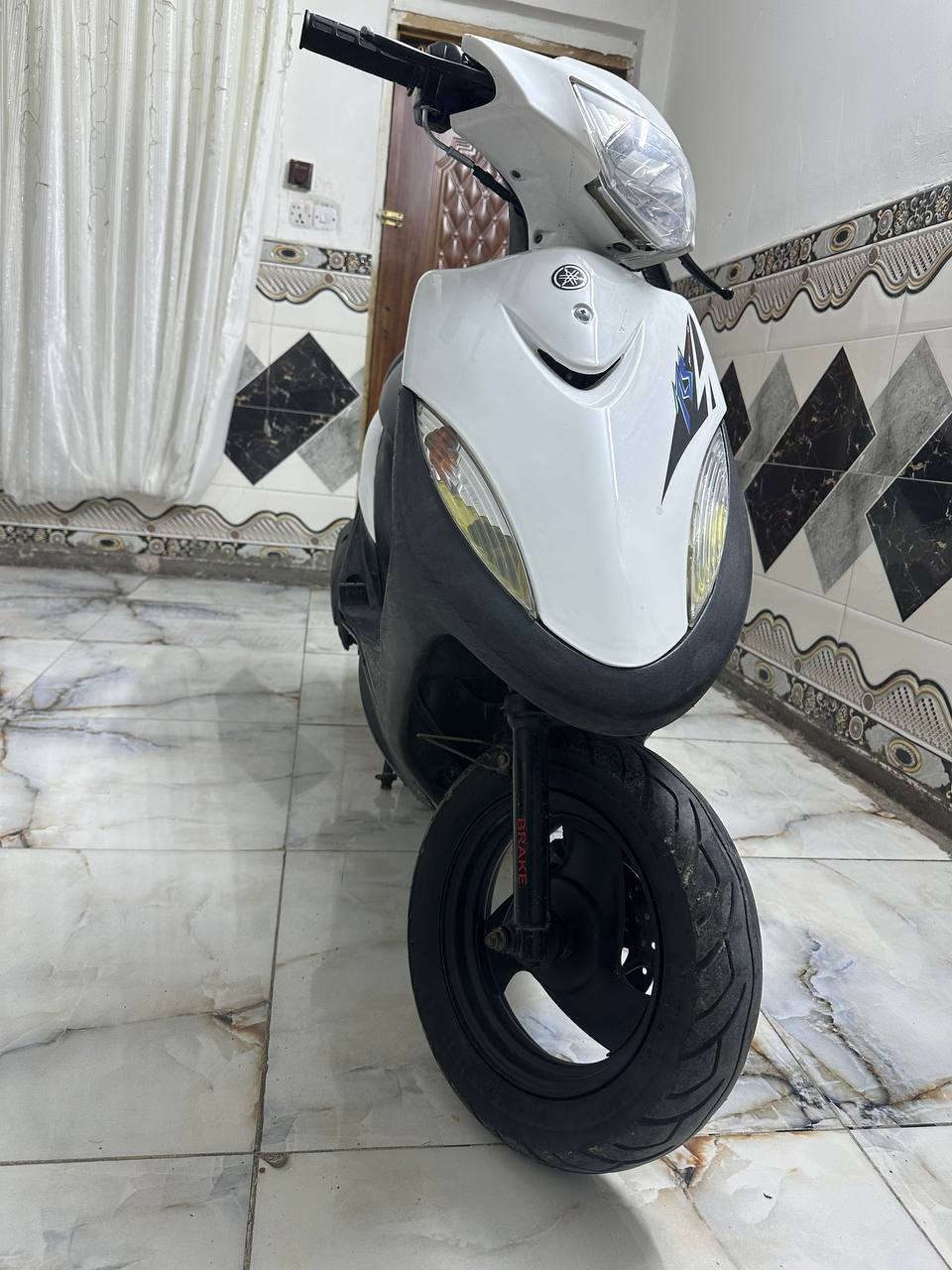 السلام عليكم دراجه ماكس عدله كله شغال سلف هندر اشایر كهربائيات ما بيها اي نقص جيب فيتر وتعال افحص دراجه بلاديه حلوه بالعافيه ع الياخذها السعر  650) العنوان بغداد مدينه الصدر اتصل ***********
