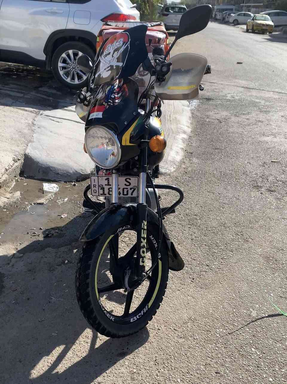 سلام عليكم شباب بوكسر مديل 23 كلاسيك مرقم باسمي تحويل ثاني يوم
ماشيه 34  دراجه حلوه السعر 2200 وبيه مجال مكاني بغداد الشعب 
***********
