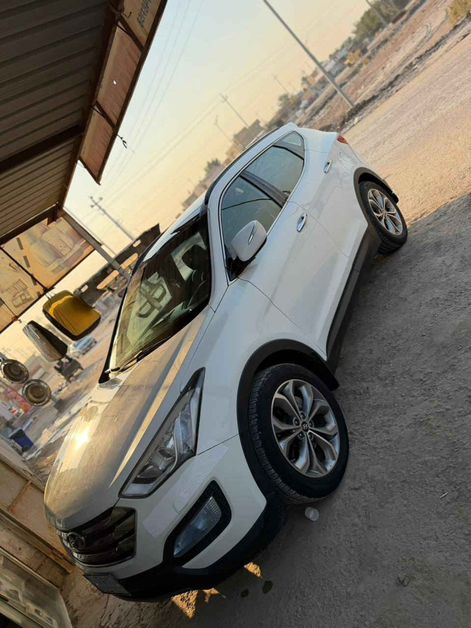 السلام عليكم سنتافي ٢٠١٣ فول رقم كربلاء السياره فول واحد على واحد ماشيه ٢٠٠ مكفوله بيها ملاحضات بسيطه مكان السياره الديوانيه ***********
