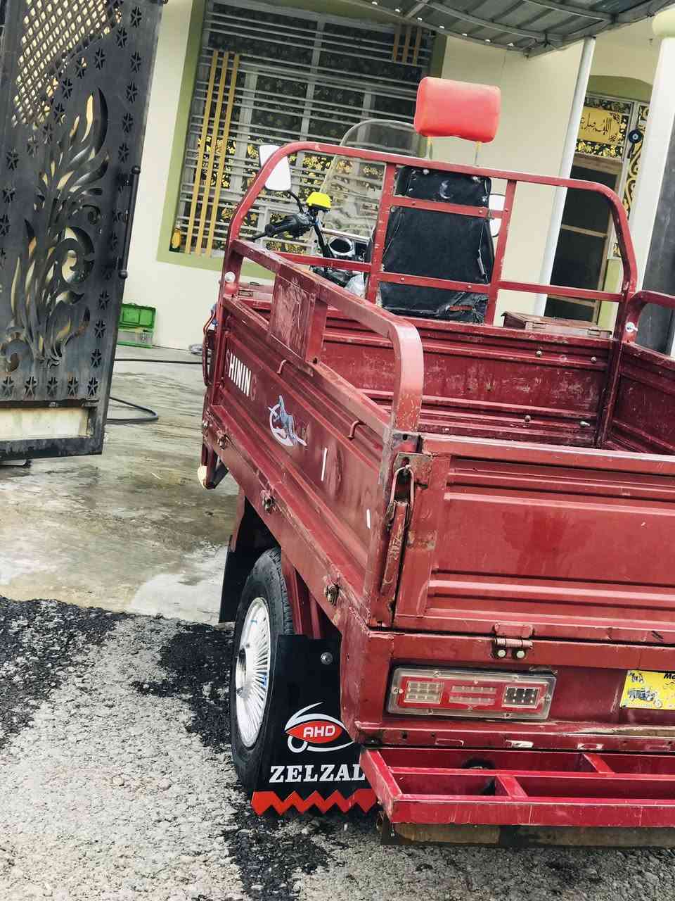 سلام عليكم 
للبيع ستوتة ام الطير موديل 23 نضافة فول مابيهة نقص كهربائيات شغالة مابيهة خياس الستوتة شوفت عينك الاستفسار علة رقم ***********

مكان الستوتة ديالي الخالص
