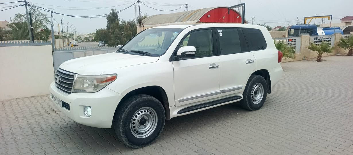 لاندكروز مديل11قطري فول عادي
رقم بغداد هزه ورقم دولي بسمي شخصيا كير ومحرك شرط
تخم تاير جديد حداده حلوه اظافه منظومه غاز ملاحظه 
سياره صبق عام كفاله شاصيه ومن ظربه القويه واقع سياره 
كلش حلوه بيع ومراوس جارجر لاندكروز هايلوكس سعر 
215 مكان سياره نجف الاشرف ***********
