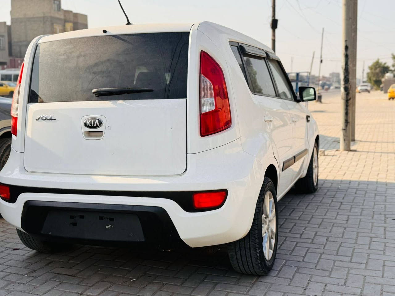 سلام عليكم
صول موديل 2013 
أدوات أدوات
دخول جديد
مكانها بغداد
السعر ٤٢ $
هاتف ***********
