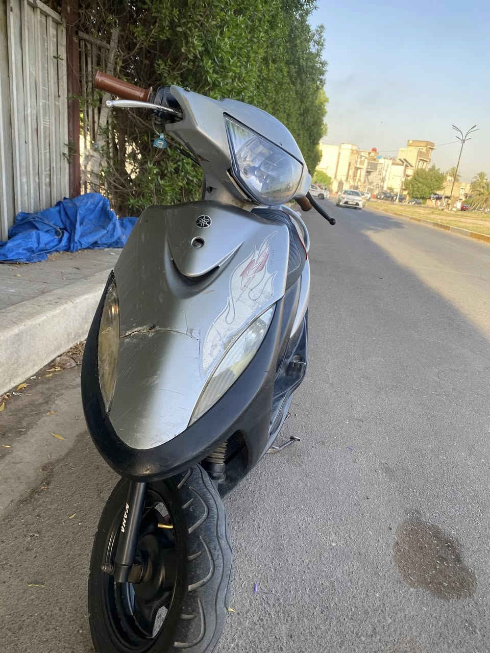 إسلام عليكم شباب دراجة ماكس عدلة لبيع دراجة خير من الله كلشي شغال بيها عوزها بس كفر امامي دراجة كاملة سلف كهربائيات تايرات جديدة مكاني الشعب حي الجزائر السعر 450 الرقم ***********
