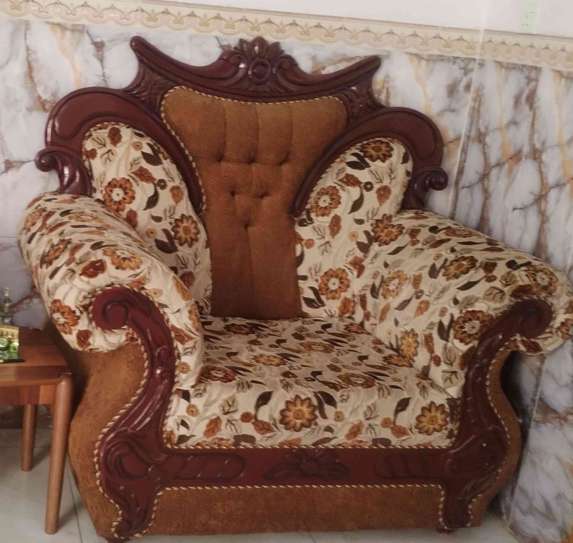 تخم قنفات شغل عراقي درجة أولى اخو نظيف يعني نظيف بمعنى الكلمة يعني نظافة ٨٠ بالمية للبيع يتكون من ٢ مقعد ابو نفر و٢ ابو نفرين او ١ ابو ٣ نفرات


**إذا كنت صاحب هذا الإعلان وتريد حذفه لأي سبب، رجاءا أرسل رسالة إلى الدعم الفني**
