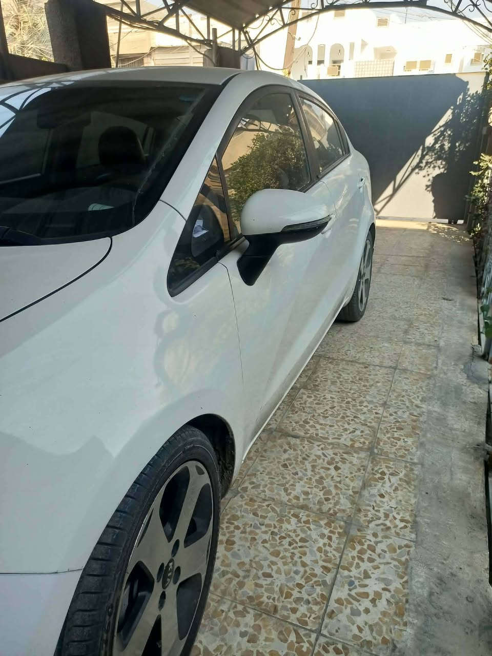 ريو ٢٠١٢ مكينة ١٦٠٠خليجي رقم اربيل دولي تريد وكاله او تحويل جاهزه مابيها اي نقص بيها صبغ كلش بسيط بخشم الجاملغ ودعاميه صبغ وملاحظات بسيطه نص فول السعر ٩٣ وبيها مجال *********** مكاني الدوره الجمعيه
