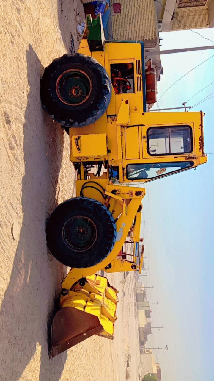 للبيع شفل كاوسكي حجم 60داش ثري مكفول كفاله عامه دخول 2011سعر 235 بي مجال قليل المكان كربلاء تليفون***********
