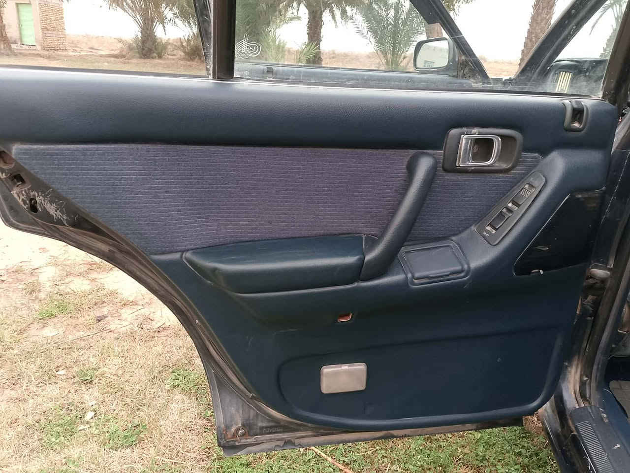 سلام عليكم بيع او مراوس ببيكم صيني ارنب طويل موديل 93 لون نيلي مكفوله من الكص ونقل جثه والعيب الشرعي محرك وكير شرط بطاين نضيفه كهربائيات شغاله مصبوغه جماليه  سنويه مجدده 2027 مشروع وطني  سياره احلا من الصور السعر 58 وبيها مجال قليل مكاني ذي قار قضاء الغراف للأستفسار ***********

