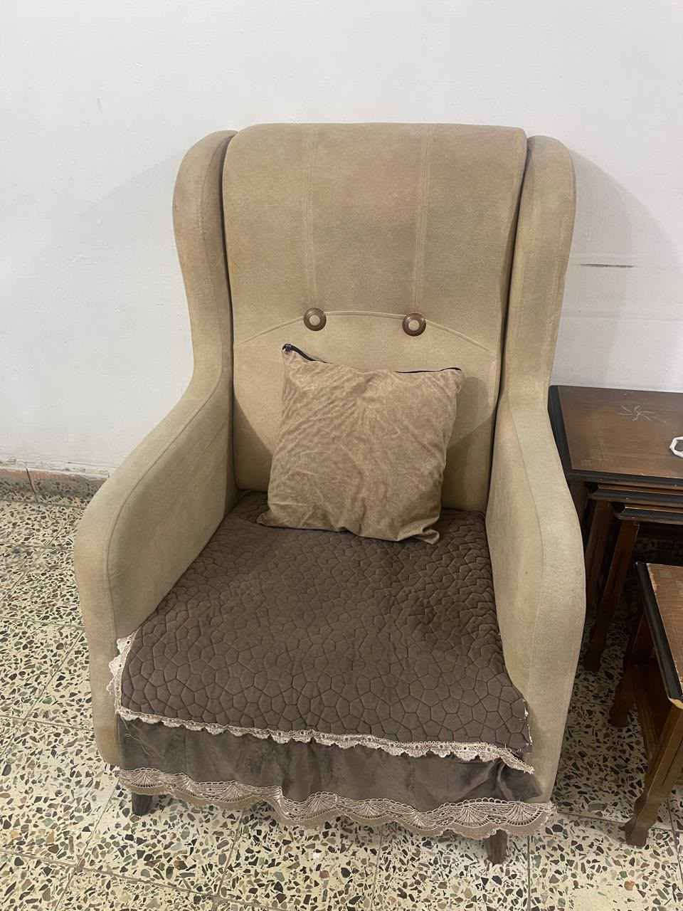 تخم ١٠ مقعد سريري ويحتوي على مخزن 
جاهز مابي كل عيب مكانه بغداد الدوره *********** واتساب بغداد, العراق
