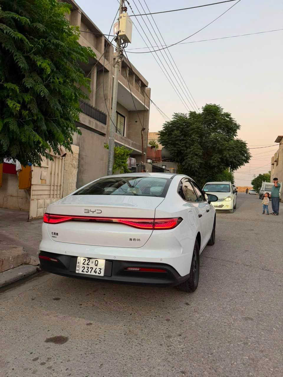 بيوايدي سيل 05 
موديل 2025
سةيارةكة بةخومان لة شةريكةمان دةرهيناية زور خاوينة بي سبوغة 
3000هةزار لةسةر بةنزين رويشتوة
7000لةسةر كارةبايي رويشتوة 
بةناوي خومانة 
سعري 135وةرةقةو كةمةك معامةلةي تيداية
هةركةسةك موشتةرية تيل بؤ ئةو رةقةمة بكةن
*********** أربيل, العراق
