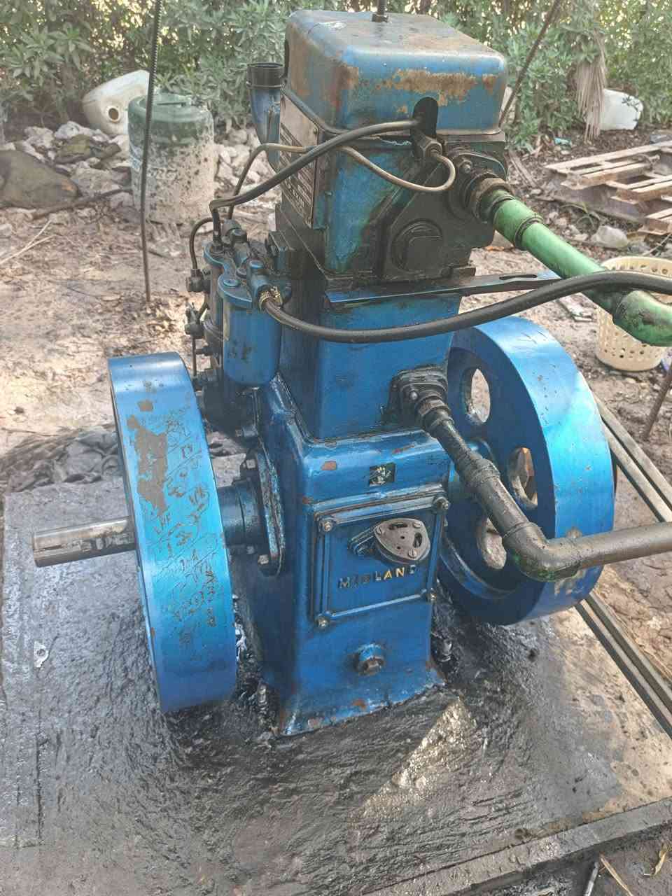 مولد للبيع 10 حصان  7 ونص كيفي 
شغال السعر 800 وبي مجال شي قليل 
 اتصال على الرقم فقط ‏‪***********‬‏
المكان بابل جبله زبيدي
