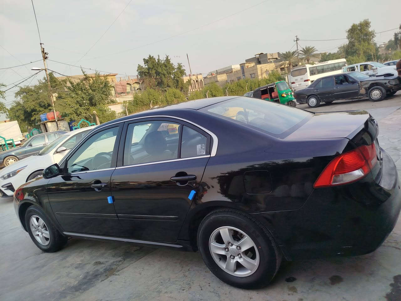 سلام عليكم.   ليدور جديد فقط يتصل.     لجنايه تحياتي لجميع

كيا اوبتما 2010 شكل المقدس.  سونار مرفق بل منشور.  

1 قطعه صبغ فقط رش.      سياره جديده وعله ايد شخص من سنتها.    ماشيه 123 الف حقيقي. محرك 2000 دوش. 

رقم اربيل. مكان بغداد. السعر 105. فقط.  ***********.
