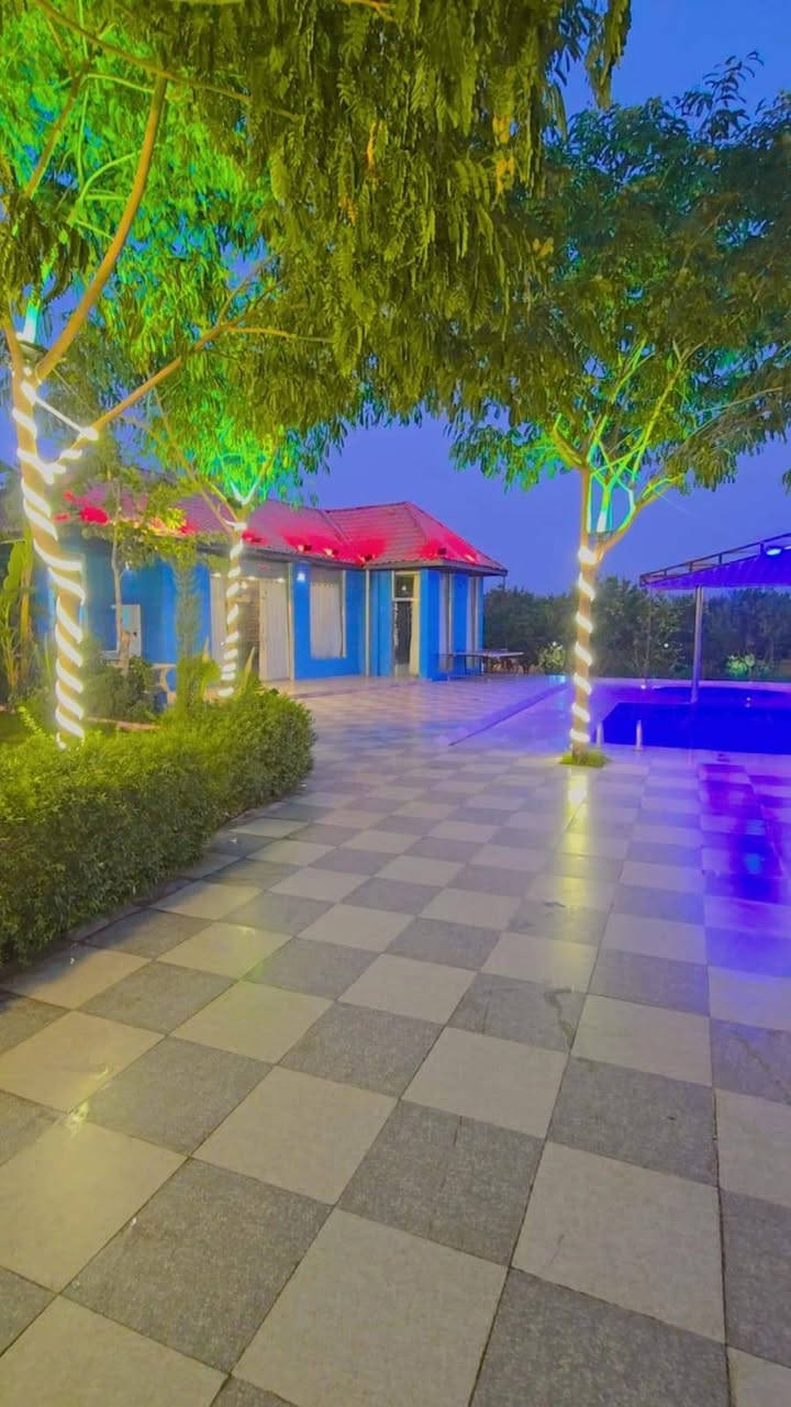 🌿✨  إيجار مزرعة ✨🌿
تتوفر مزرعة للإيجار اليومي صلاح الدين قضاء بلد 
📍 أجواء هادئة ومناسبة للعوائل واللمات
🏊‍♂️ جلسات مرتبة ومساحات واسعة
🎶 خصوصية وراحة تامة
📸 مناسبة للتصوير والمناسبات وأعياد الميلاد
⏰ الحجز يكون مسبقاً
📩 للاستفسار والحجز مراسلة للحجز *********** 
“ونكدر نوفرلكم أجواء حلوة تخلّي يومكم غير”
