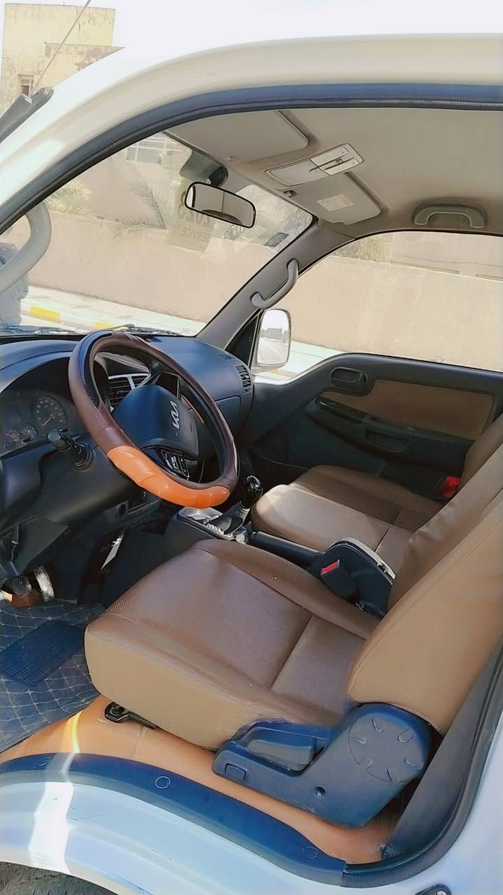 يالله السلام عليكم كيا موديل 23رقم بابل انكليزي  سياره مكفوله من محرك  لاصرف والبخار وكير واكسل وشاصي وصبغ وضربه صدر جديد مجدده لل ٣٠ معروضه 142وبيهئ مجال بسيط شراي يتصل
***********
