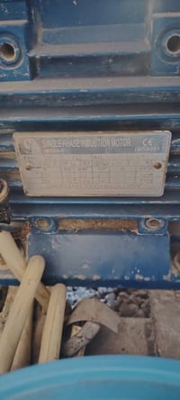 بعد التحيه والسلام ماطور غسل للبيع كلش قوي الماء مالته يصعد ارتفاع ٥ أ...