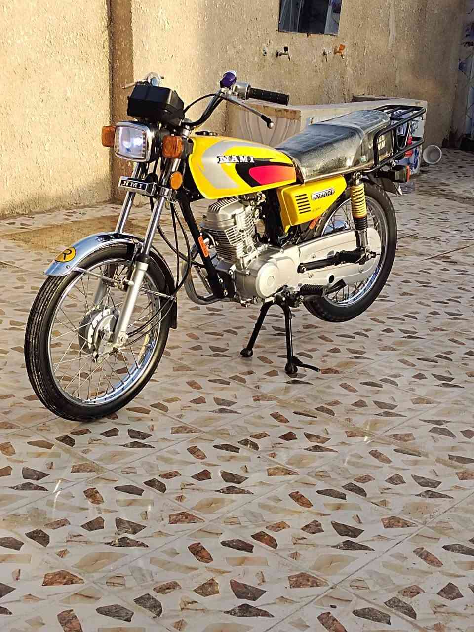 السلام عليكم شباب موديل 20 اوراق اصولي دراجه حلوه خير من الله ما ناقصها شيء السعر 650 في مجال مكان كوت شارع النفط ***********👈***********
