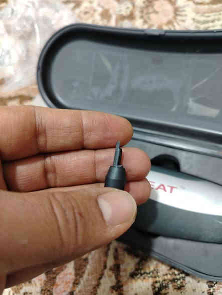 سلام عليكم
كاوية لحيم صولدر باردة على الباتري
شغاله فحصتها بس اللبة مكسورة جهة منها
التفيده على هذا وضعها يكتب سعر
*********** واتساب للحجز
