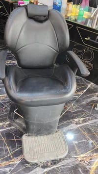 كراسي للبيع ضخم 07893922022