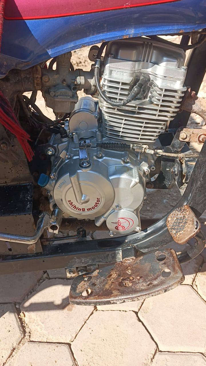 سلام عليكم ستوته لبيع موديل 16 اوراق وصوليه 
مكينه 2025 مكفوله من ركبه وشاصي يعني كفاله عامه تجي وشوف بعينك مكاني كوت رقم *********** 🫡
