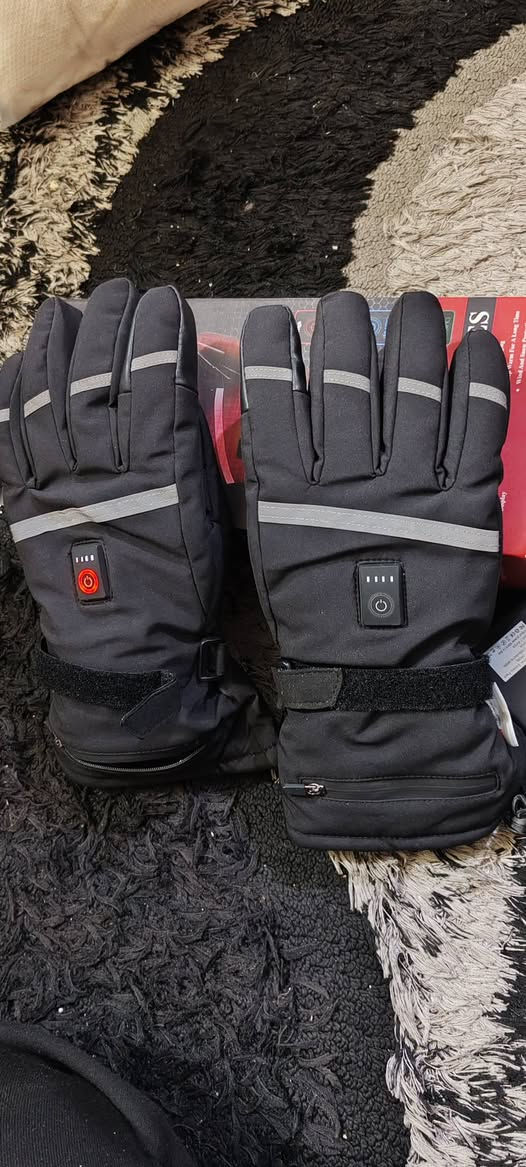 كفوف حرارية ماركه مع بور بنك ٢ للكفين ماعرف سعرهن حط سعر وبل عافيه


**إذا كنت صاحب هذا الإعلان وتريد حذفه لأي سبب، رجاءا أرسل رسالة إلى الدعم الفني**