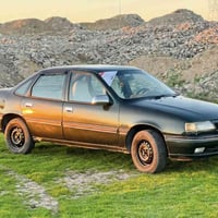 فكترا • حجم ٢.٠ • فتحة سقف